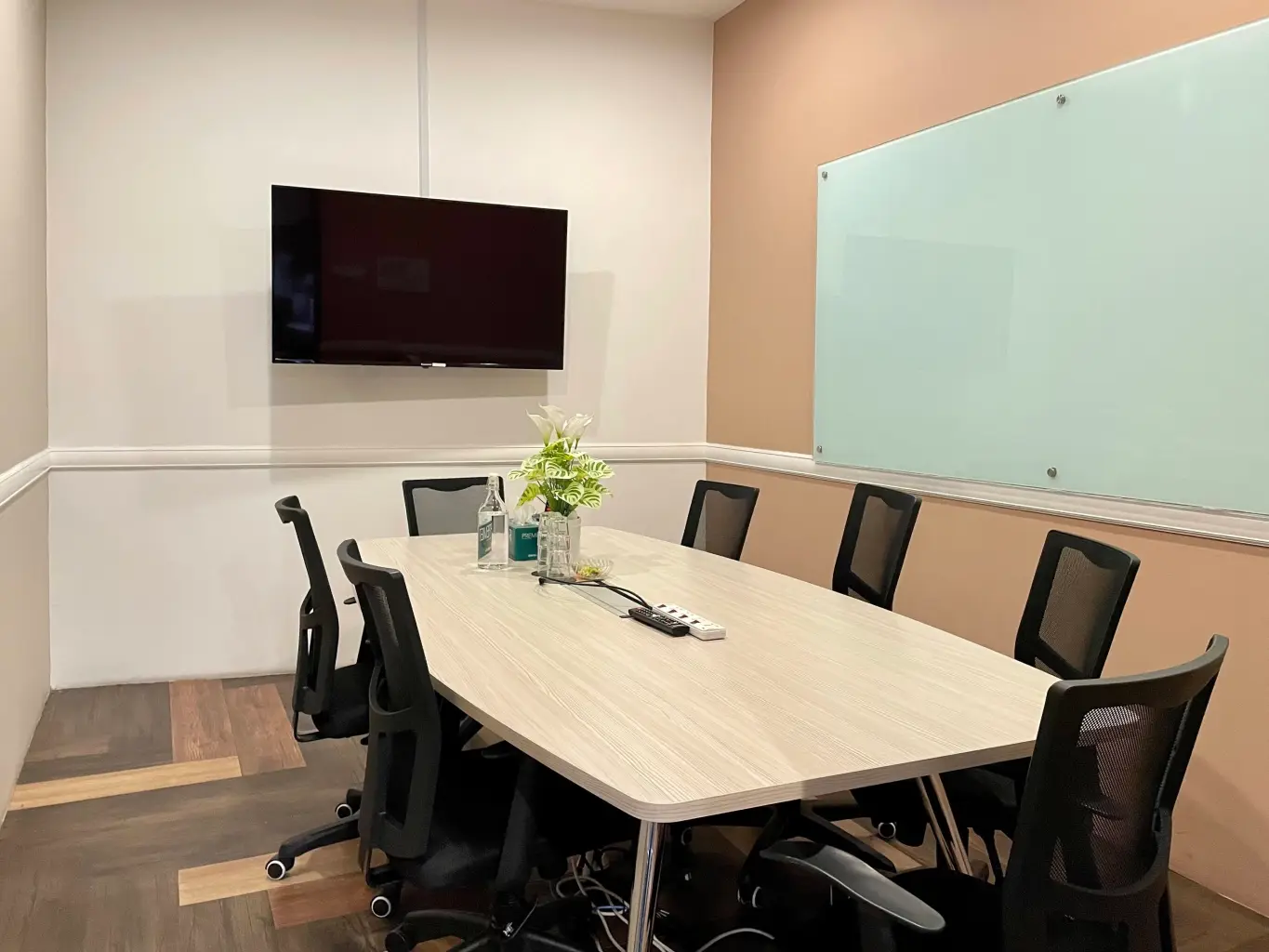 Incubateur Fadaa Alger - Espace de coworking collaboratif